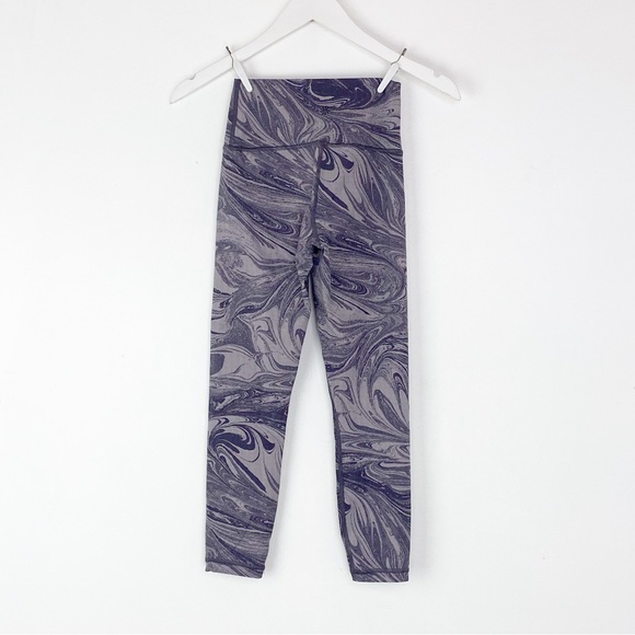 Athleta Women’s Size XS High Waist Marbled Gray Cropped Workout Legging - Picture 2 of 5